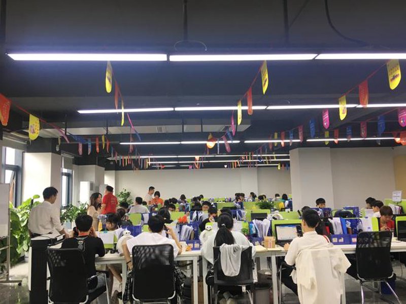 广州软件开发：技术洪流中的潮头